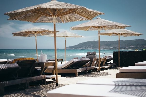 Top 10 des Meilleurs Campings dans le Sud de la France pour des Vacances Inoubliables