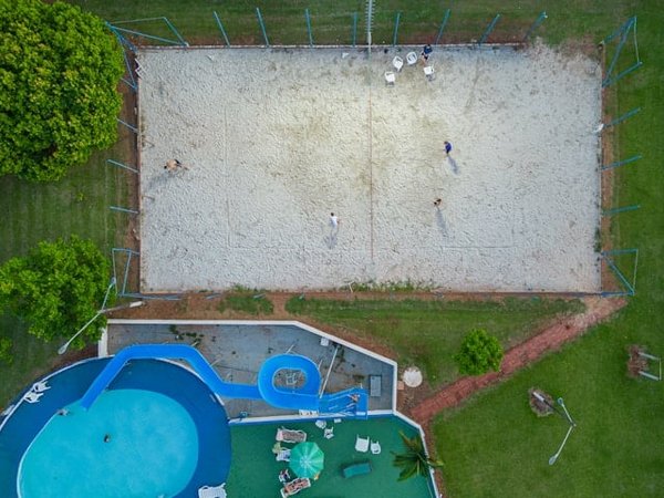 Top 10 des campings 4 étoiles avec parc aquatique en Ardèche : Votre guide ultime pour des vacances rêvées