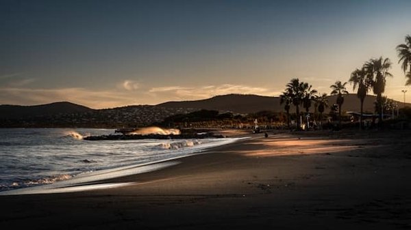 Votre guide complet pour choisir le meilleur camping à Fréjus: Emplacements, Activités & Astuces