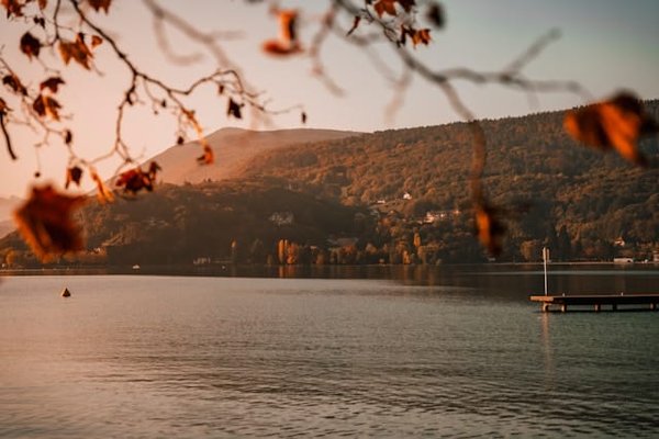 Votre guide ultime pour un camping mémorable au Lac d'Annecy à Saint-Jorioz